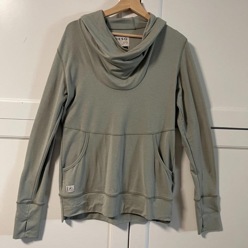 DESO Supply Co Fontanillis Womens Cowl Neck Hoodie Sage Green Thumbholes Large